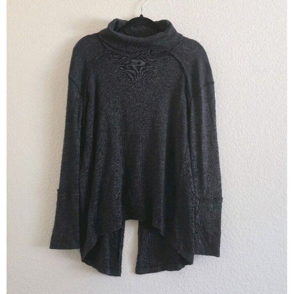 We The Free Gray Sweater Size M Knit Turtleneck Long Sleeve Slit Black - Picture 6 of 6